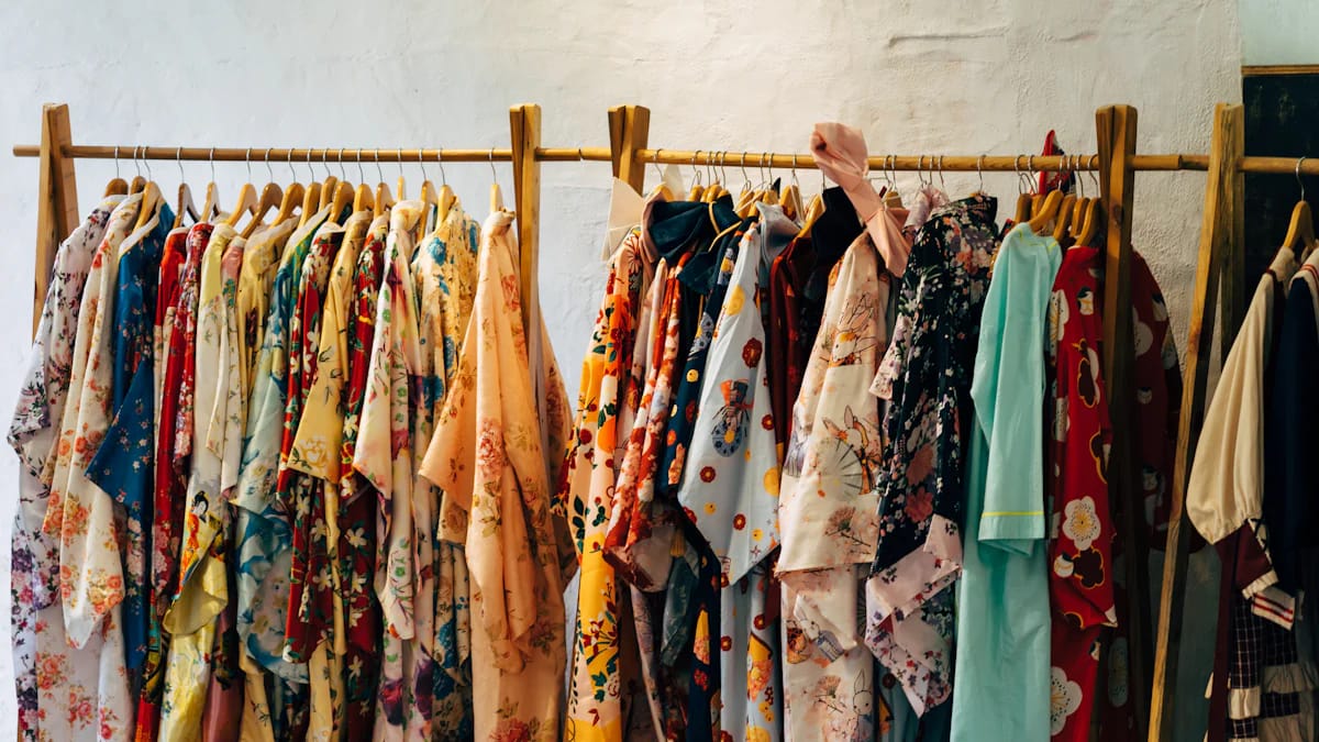 How to Choose the Best Clothing Manufacturer for Your Startup