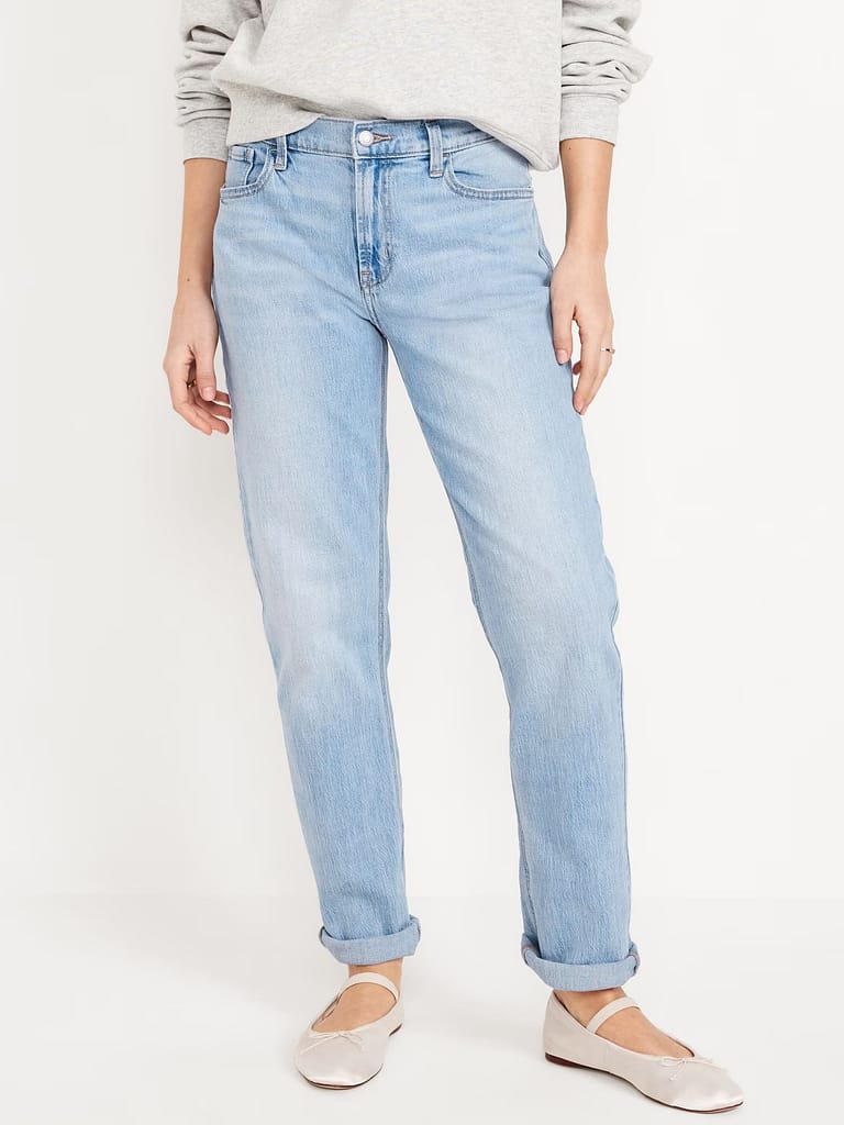 Mid-Rise Boyfriend Straight Jeans